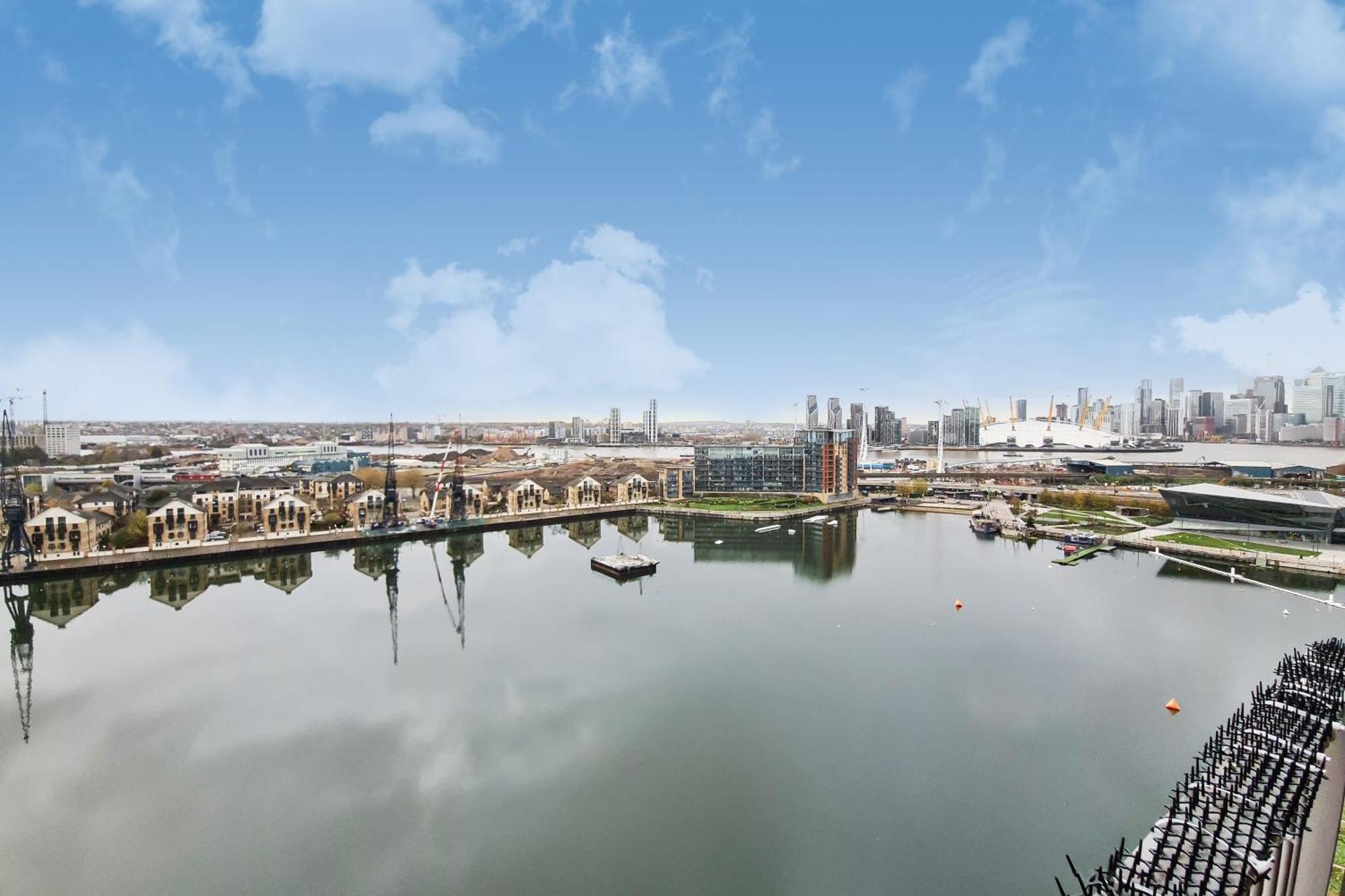 Deluxe Two Bed Apartment With River & City View Londres Exterior foto